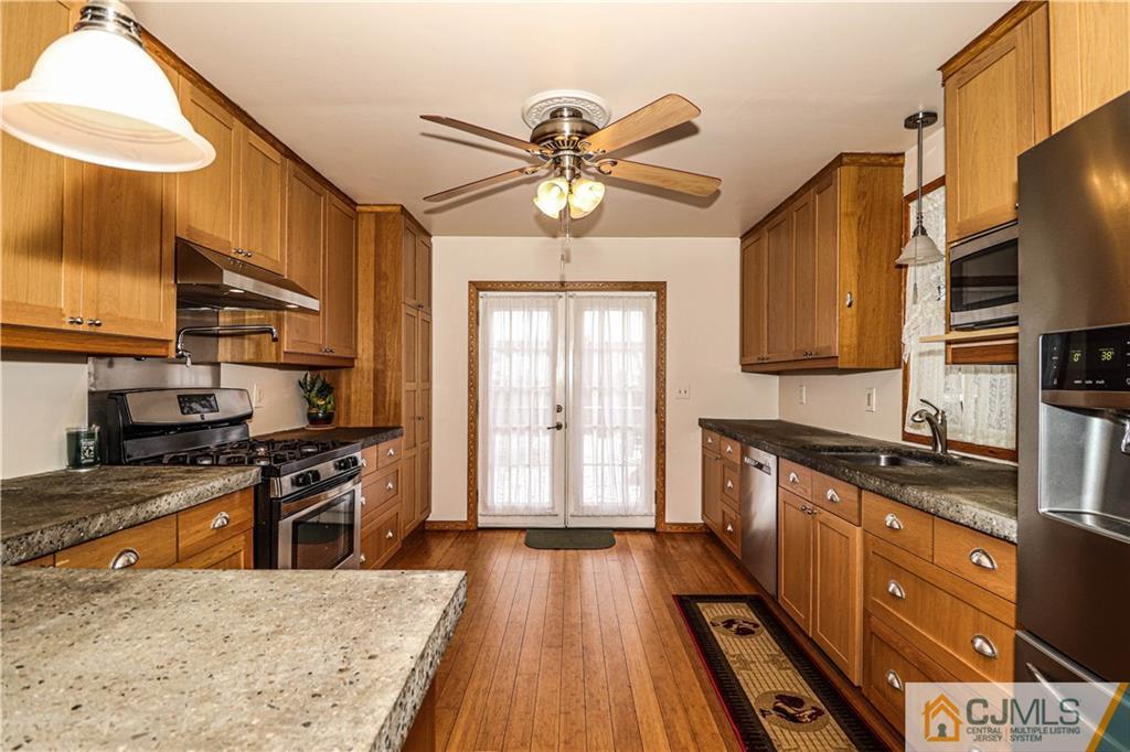10 Homer Road Old Bridge, NJ 08879 - Photo 4 of 22 Gallery Image 4