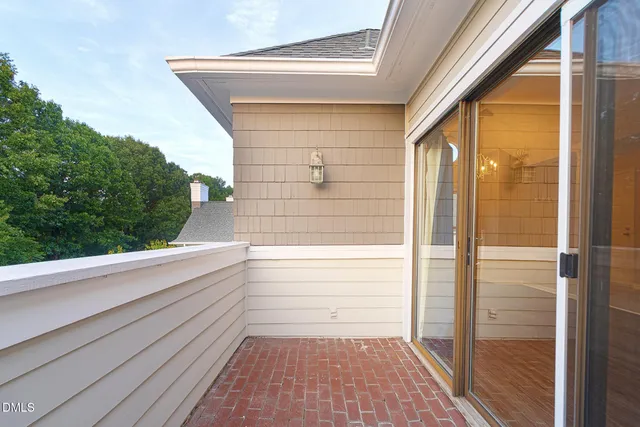 $1,695 | 1021 Brighthurst Drive, Unit 307, Raleigh, NC 27605