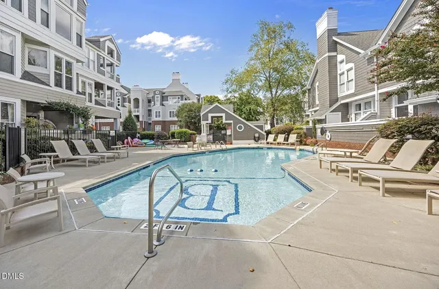 $1,695 | 1021 Brighthurst Drive, Unit 307, Raleigh, NC 27605