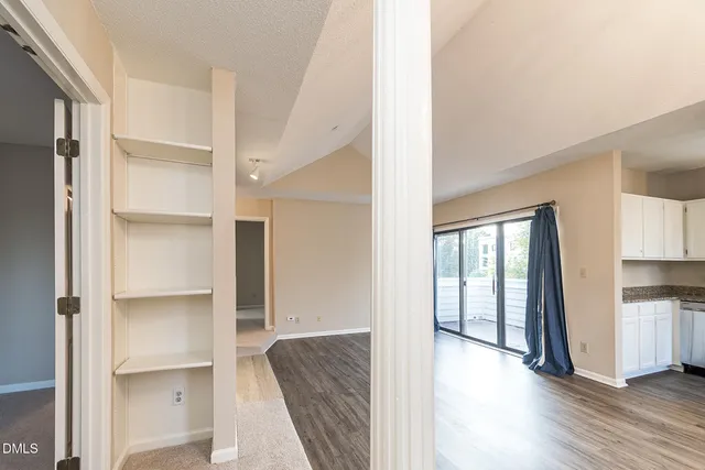 $1,695 | 1021 Brighthurst Drive, Unit 307, Raleigh, NC 27605