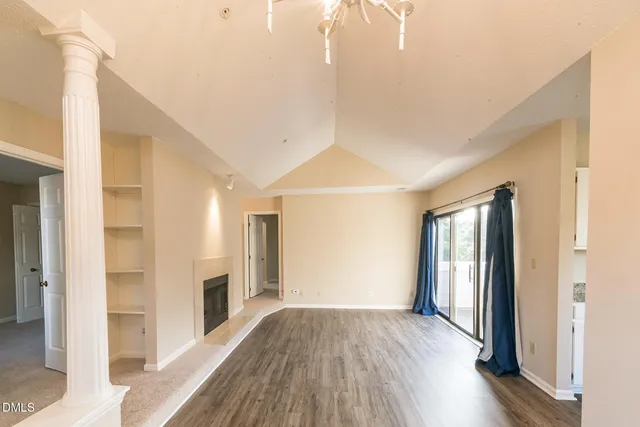 $1,695 | 1021 Brighthurst Drive, Unit 307, Raleigh, NC 27605