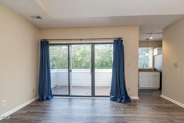 $1,695 | 1021 Brighthurst Drive, Unit 307, Raleigh, NC 27605