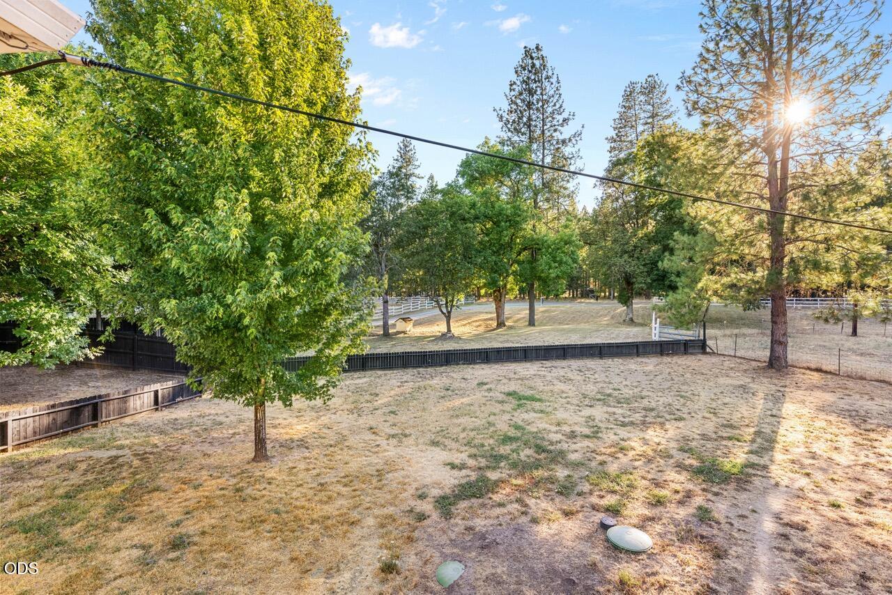 255 Queens Branch Road Rogue River, OR 97537 - Photo 35 of 48 Gallery Image 35