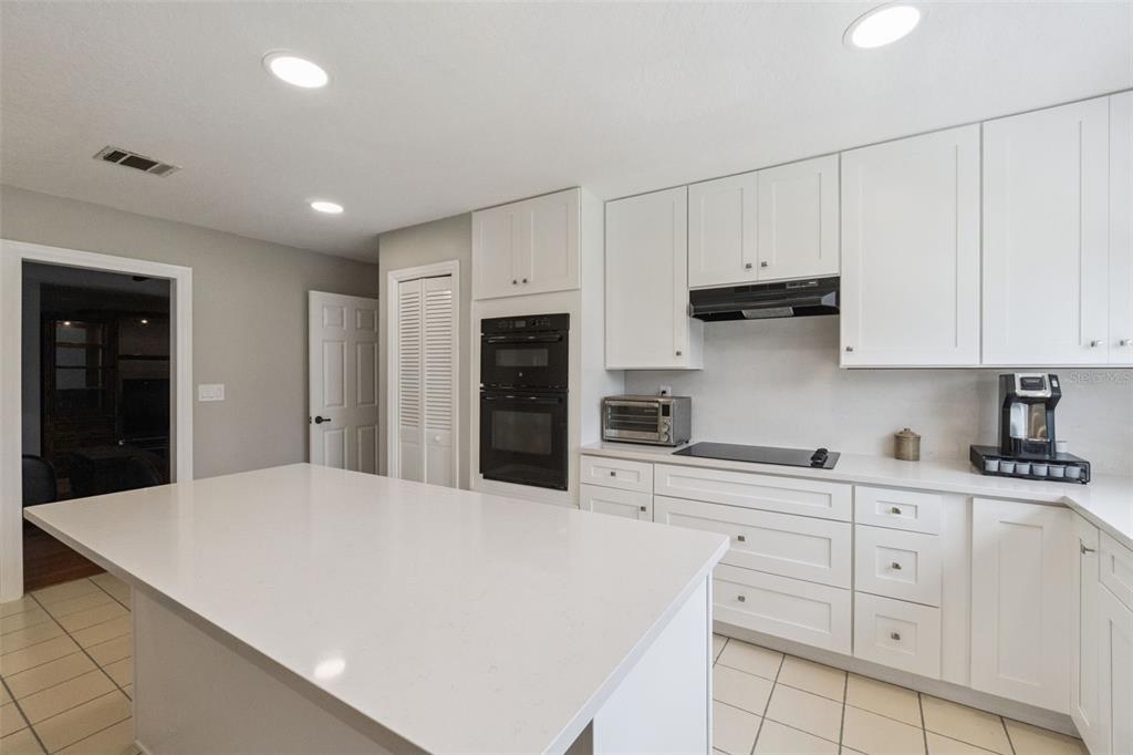 2827 Shadow Wood Court Kissimmee, FL 34746 - Photo 15 of 50 Gallery Image 15