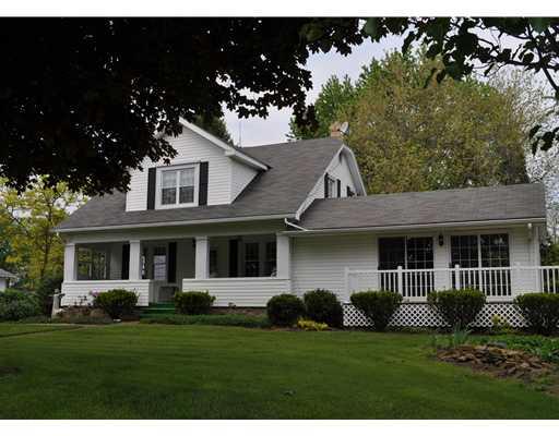 1105 Winfield Road Cabot, PA 16023 - Photo 1 of 17 Exterior Front.