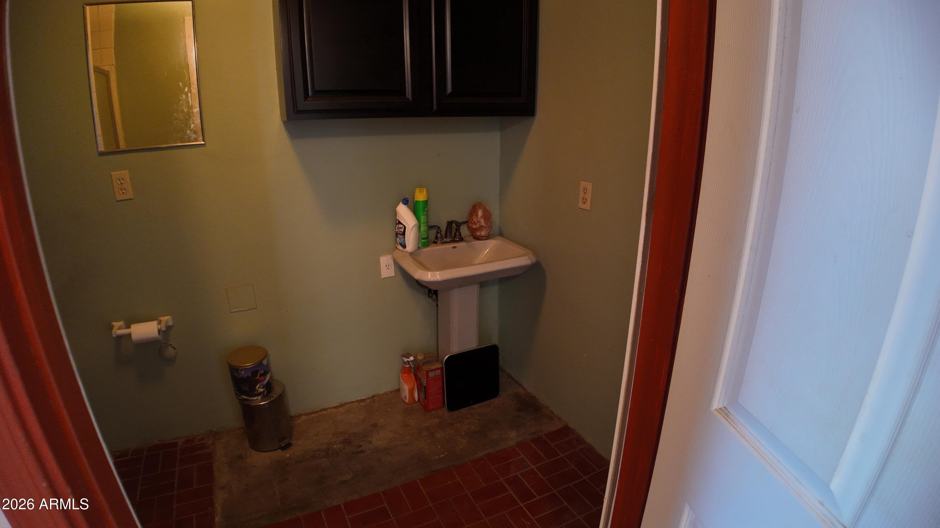 133 North Hibbert Mesa, AZ 85201 - Photo 13 of 26 dji_mimo_20260303_124828_20260303124829_