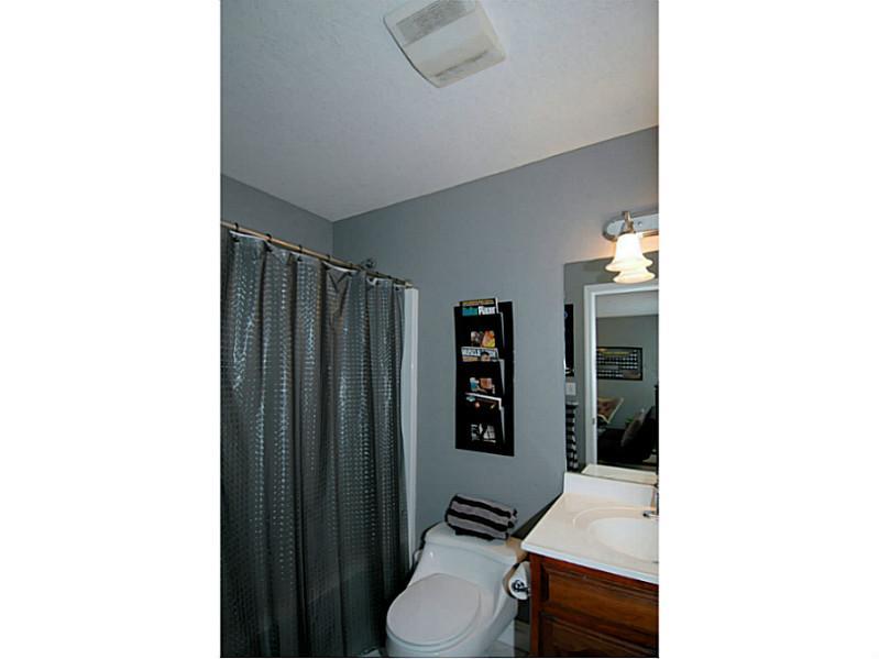 1837 Liberty Way Valencia, PA 16059 - Photo 13 of 25 Full Bath. This Full Bath adjoins Bedroom 3 for convenience and privacy.