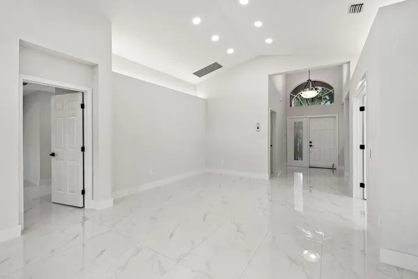 $599,000 | 7273 Kea Lani Drive, Boynton Beach, FL 33437