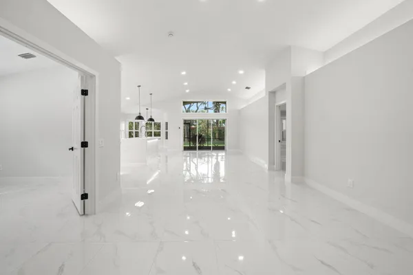 $599,000 | 7273 Kea Lani Drive, Boynton Beach, FL 33437