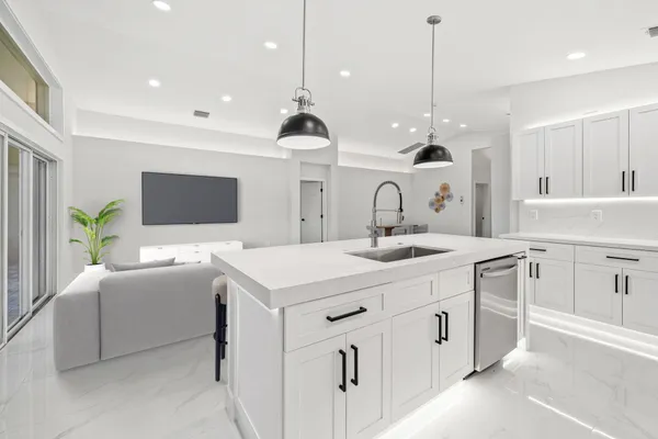 $599,000 | 7273 Kea Lani Drive, Boynton Beach, FL 33437