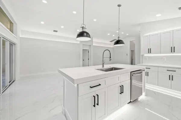 $599,000 | 7273 Kea Lani Drive, Boynton Beach, FL 33437