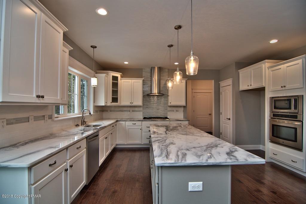 V7 Godfrey's Gate Road Stroudsburg, PA 18360 - Photo 4 of 63 Kitchen View 03