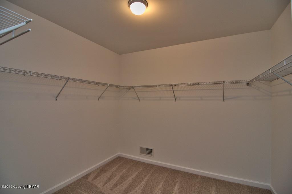V7 Godfrey's Gate Road Stroudsburg, PA 18360 - Photo 54 of 63 Master Closet