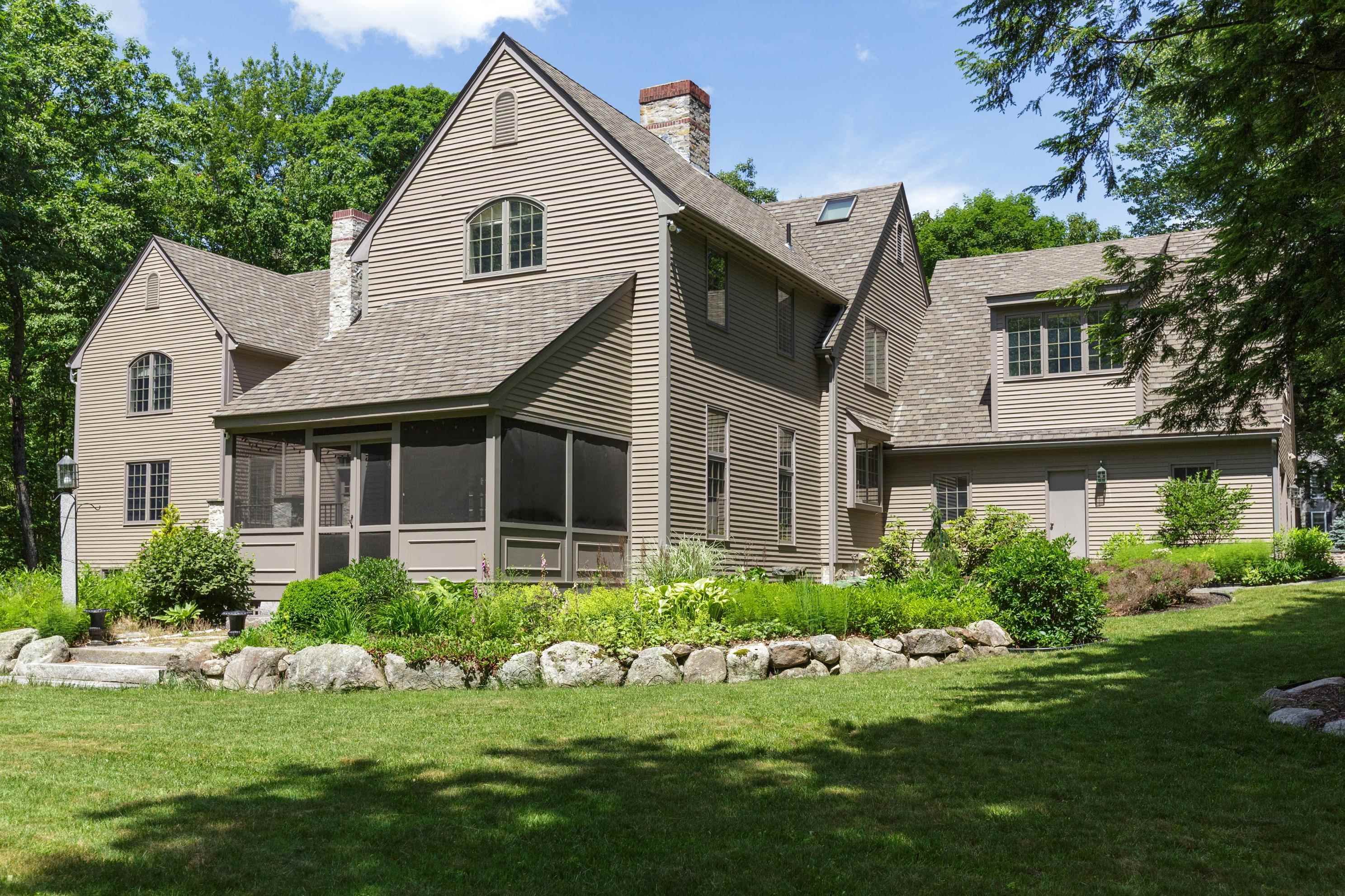 63 Ridge Road Concord, NH 03301 - Photo 3 of 60