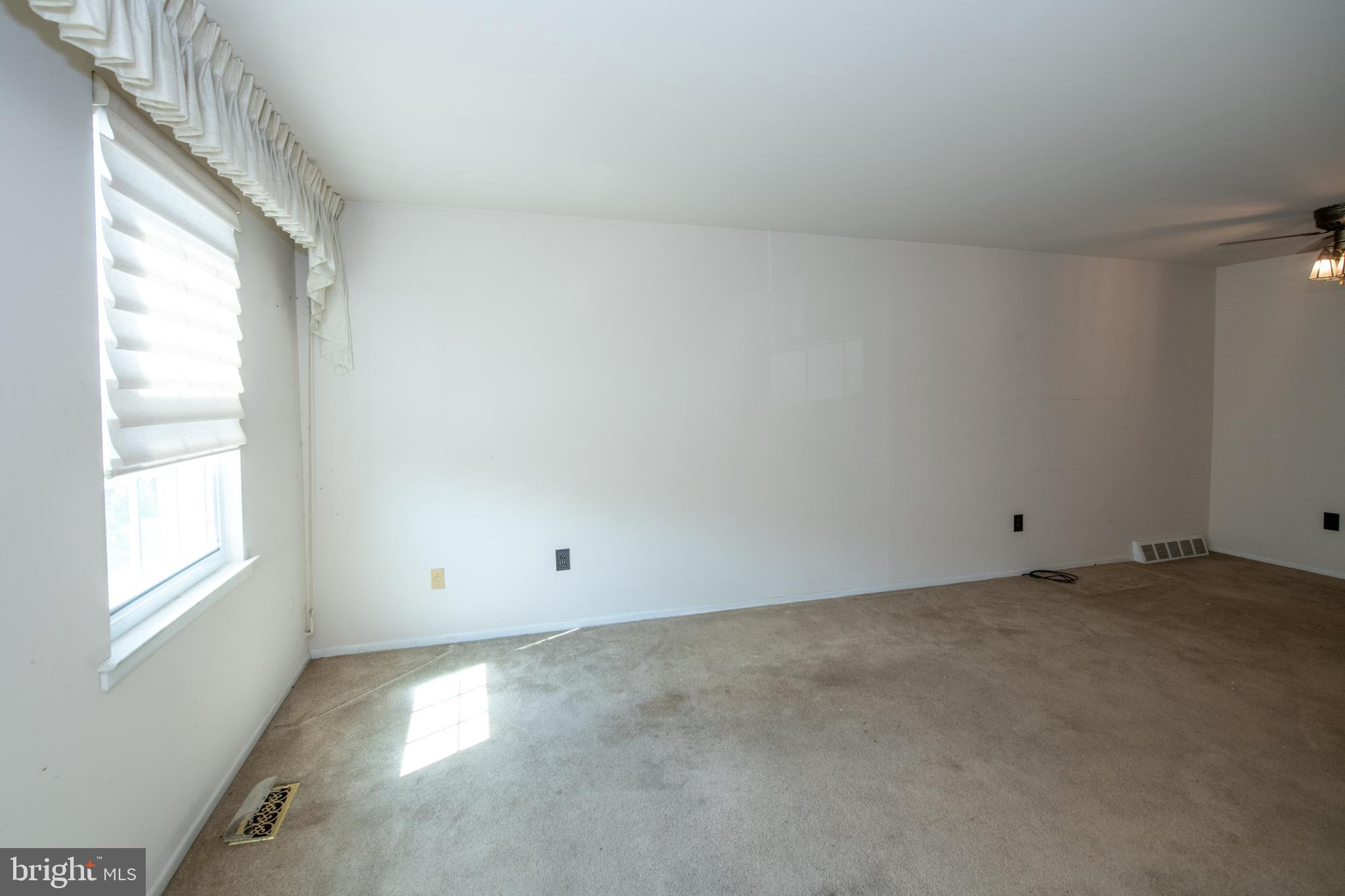 12074 Abby Road Philadelphia, PA 19154 - Photo 12 of 37 Gallery Image 12