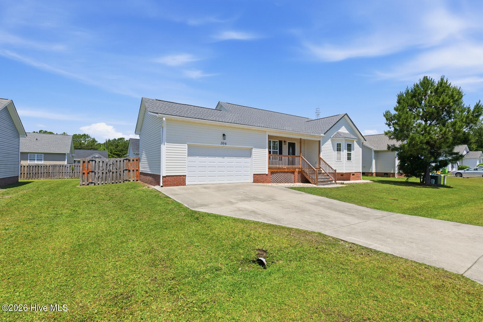 304 Pine Ridge Lane Holly Ridge, NC 28445 - Photo 3 of 28 Gallery Image 3