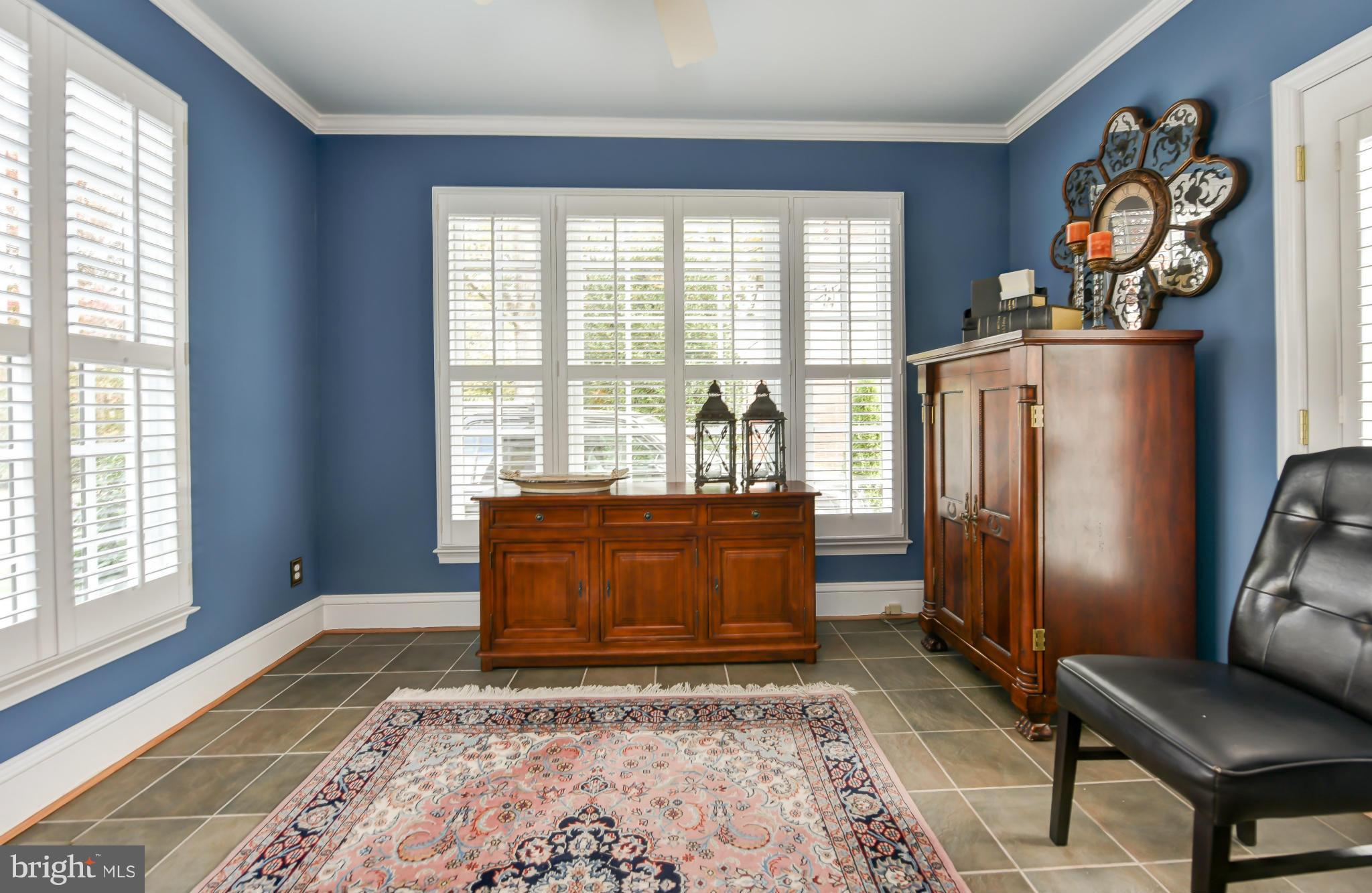 2107 Windsor Road Alexandria, VA 22307 - Photo 15 of 37 Family Room