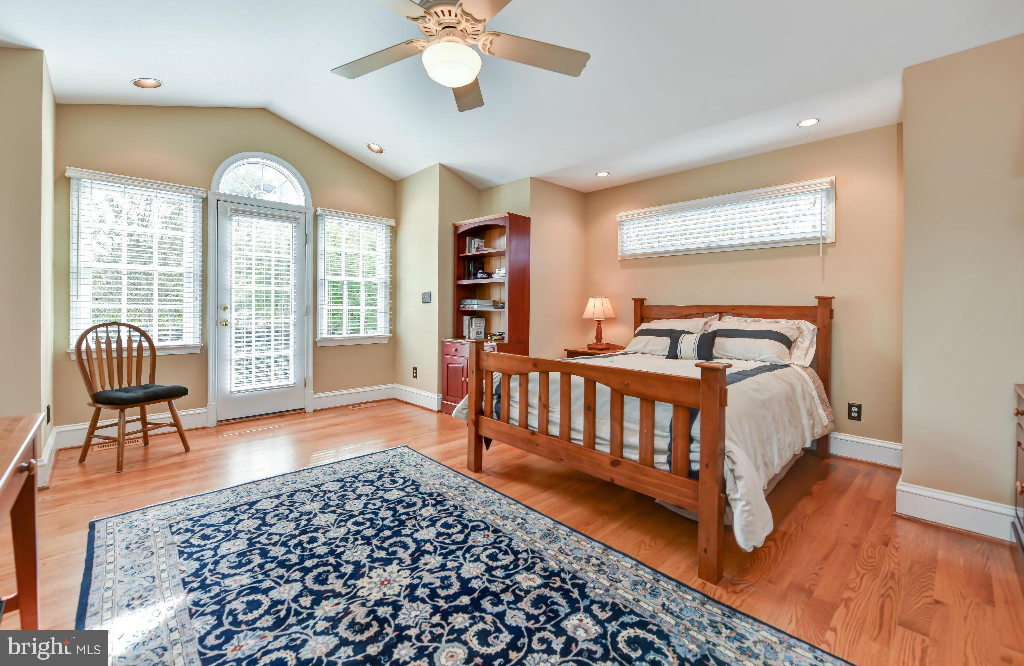 2107 Windsor Road Alexandria, VA 22307 - Photo 18 of 37 Bedroom (Master)