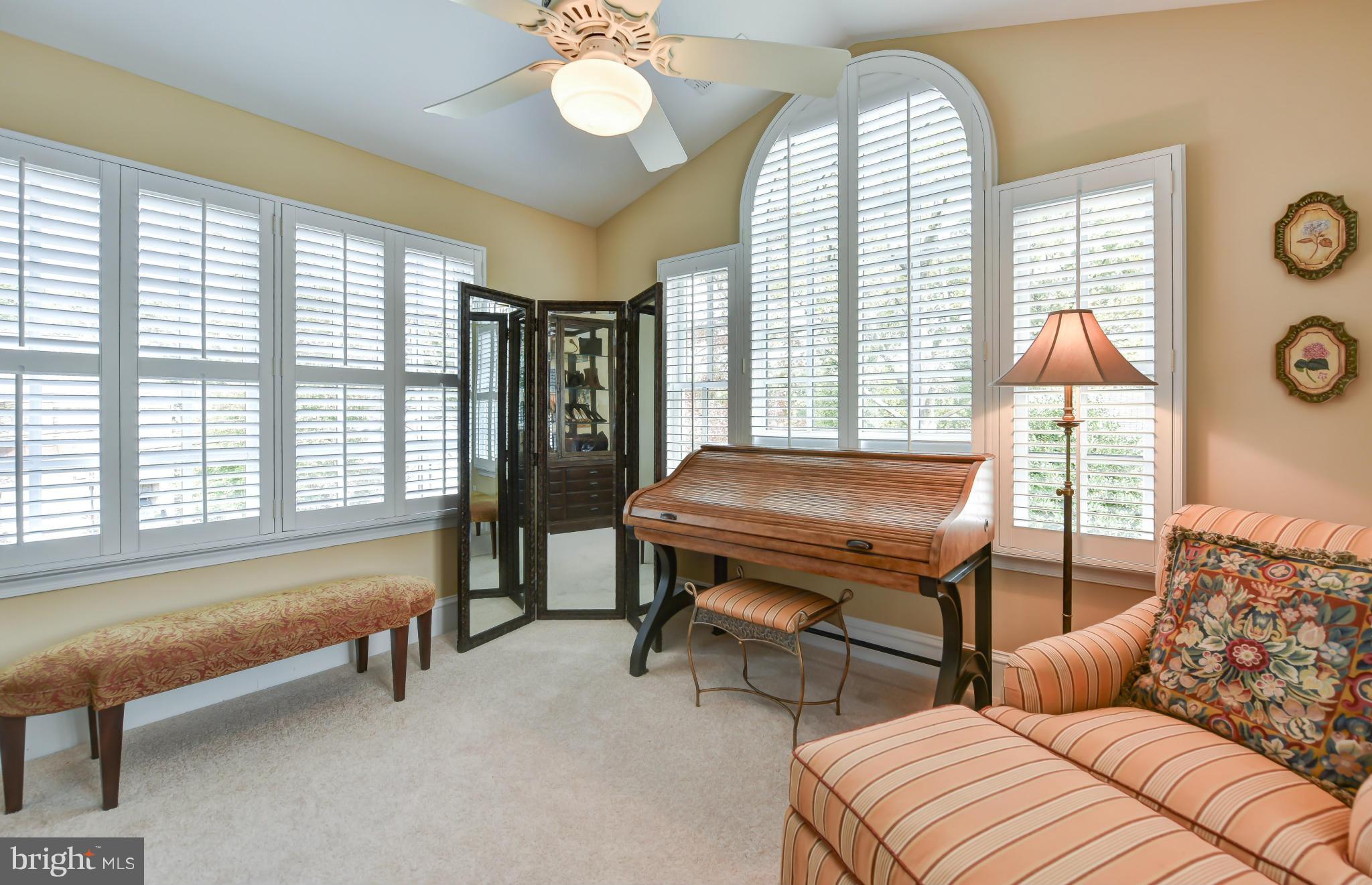 2107 Windsor Road Alexandria, VA 22307 - Photo 21 of 37 Bedroom (Master)