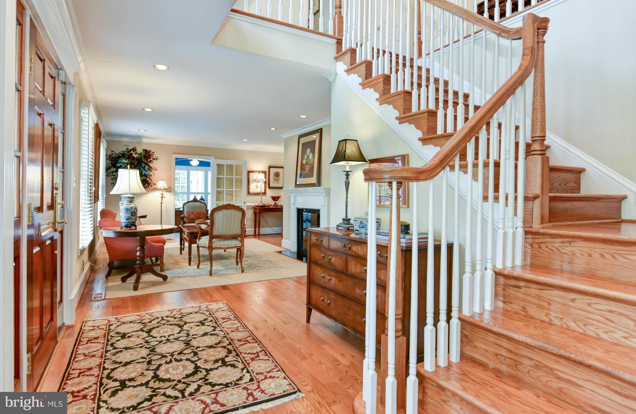 2107 Windsor Road Alexandria, VA 22307 - Photo 6 of 37 Interior (General)