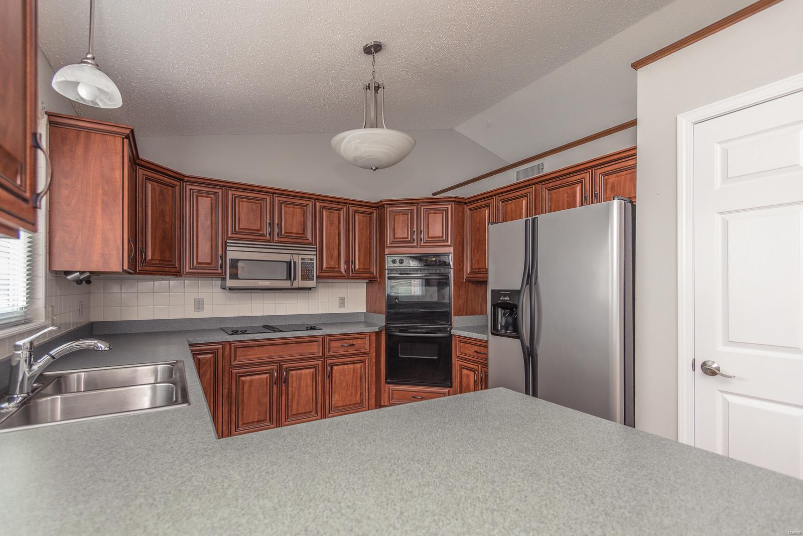 1859 Smizer Mill Road Fenton, MO 63026 - Photo 19 of 52 Gallery Image 19