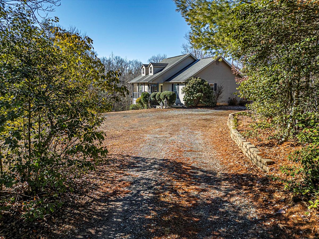 220 Yellowbird Trail Blue Ridge, GA 30513 - Photo 7 of 57 Gallery Image 7