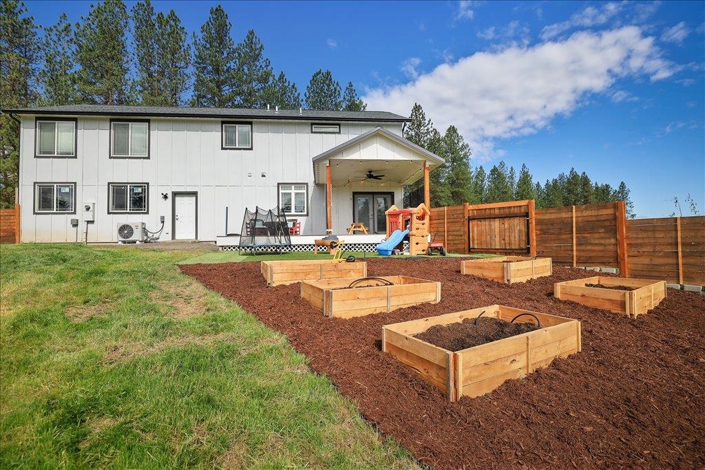 5710 East Greenbluff Road Colbert, WA 99005 - Photo 38 of 49