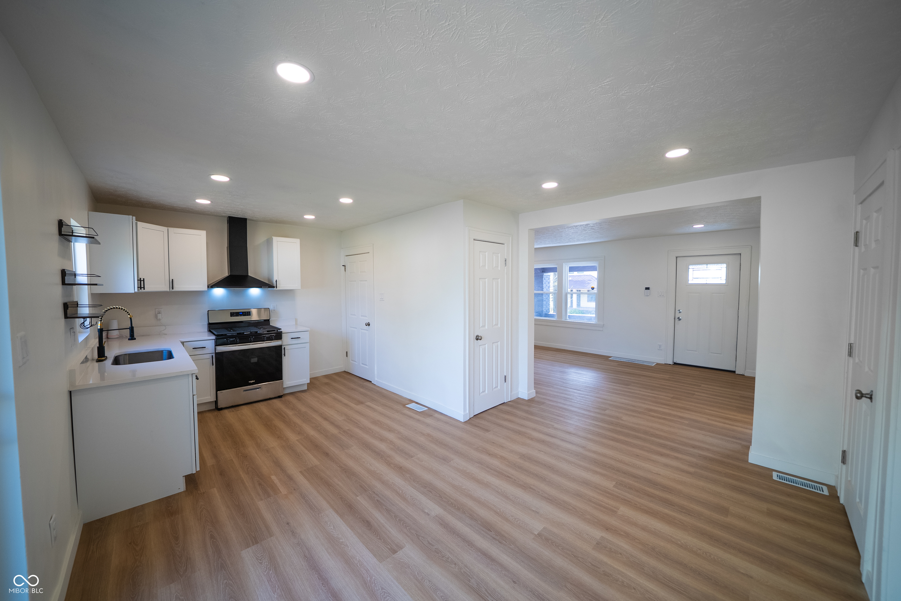 241 South Rural Street Indianapolis, IN 46201 - Photo 8 of 28