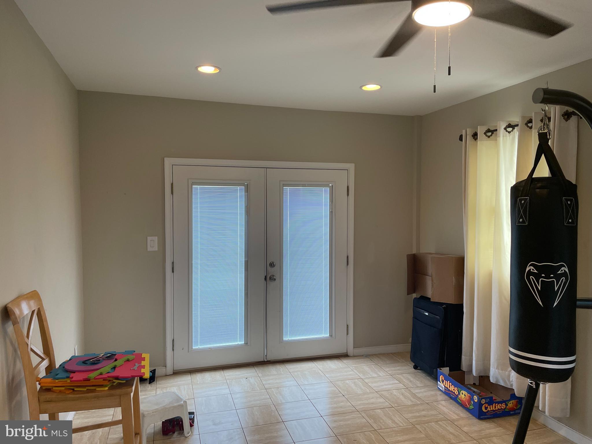 9405 Ox Road Lorton, VA 22079 - Photo 6 of 38 Bonus room on main lvl can be guest room or offiic
