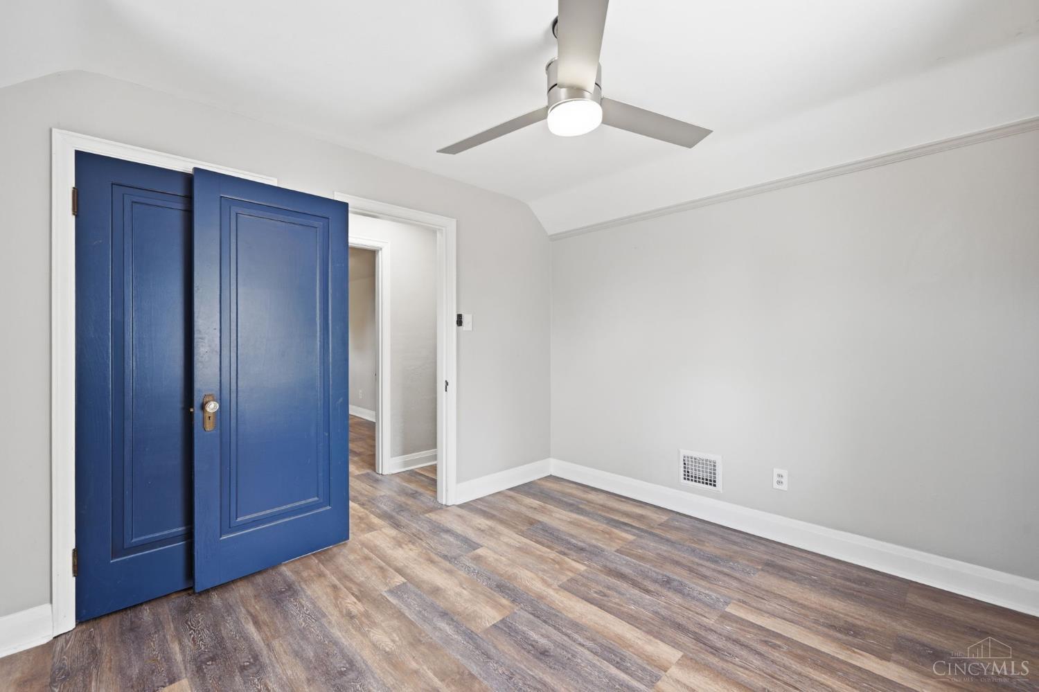 552 Anderson Ferry Road Cincinnati, OH 45238 - Photo 25 of 40 Gallery Image 25