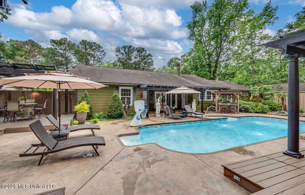 1016 Meadowbrook Road Jackson, MS 39206 - Photo 27 of 33 iP5WRfhQ