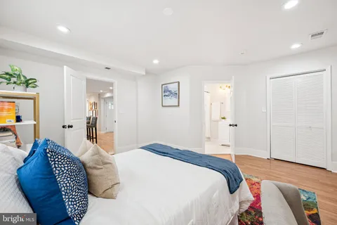 $565,000 | 4014 37th Street, Mount Rainier, MD 20712