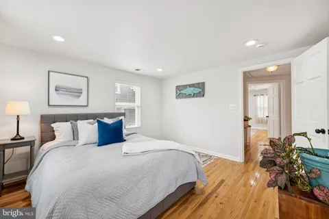 $565,000 | 4014 37th Street, Mount Rainier, MD 20712