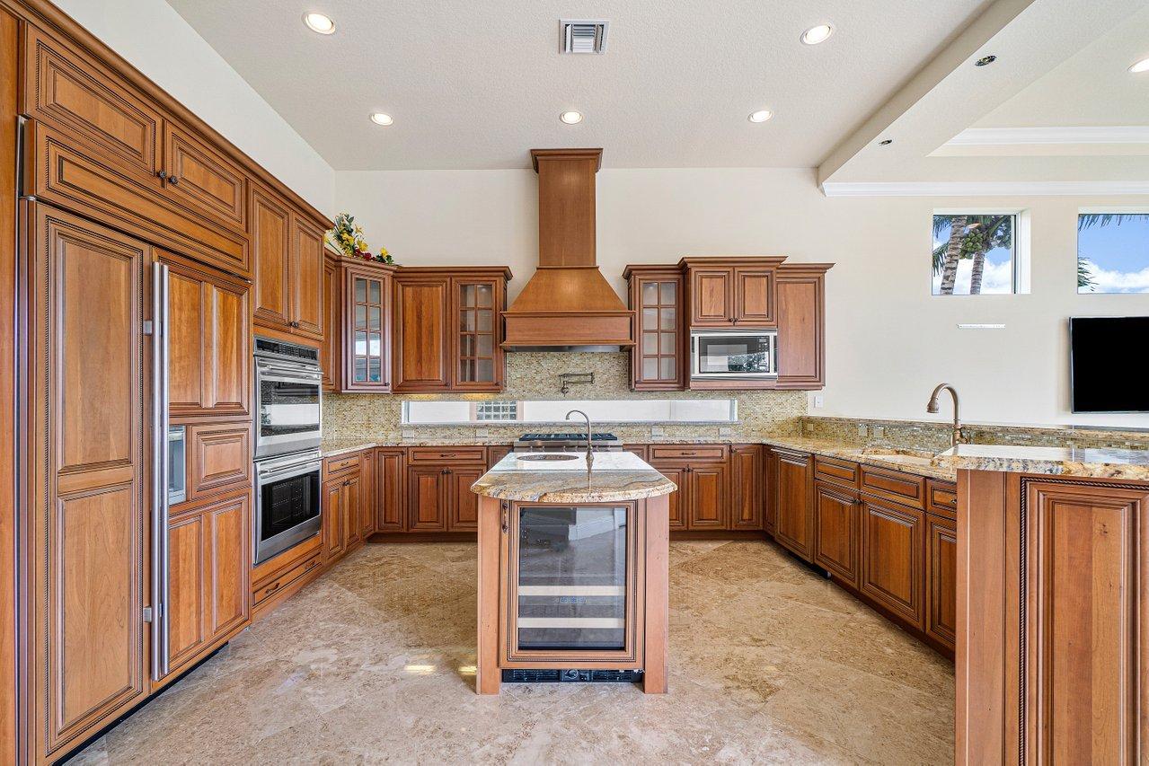 17362 Balaria Street Boca Raton, FL 33496 - Photo 12 of 86 022-17362BalariaStreet-BocaRaton-FL-3349