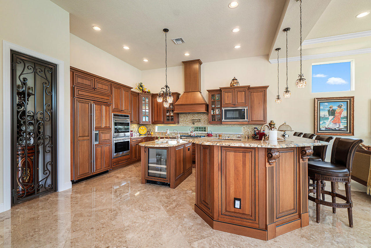 17362 Balaria Street Boca Raton, FL 33496 - Photo 13 of 86 025-17362BalariaSt-BocaRaton-FL-small