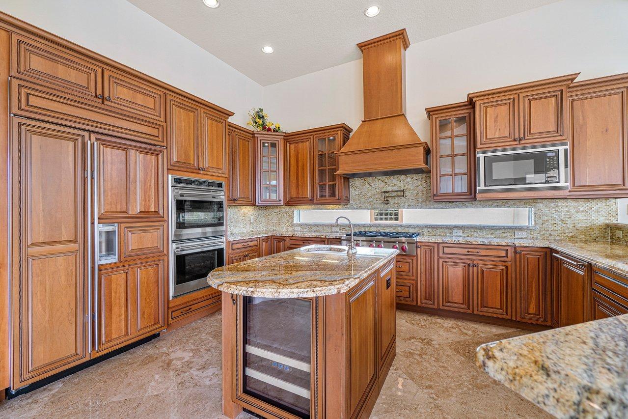 17362 Balaria Street Boca Raton, FL 33496 - Photo 10 of 86 024-17362BalariaStreet-BocaRaton-FL-3349