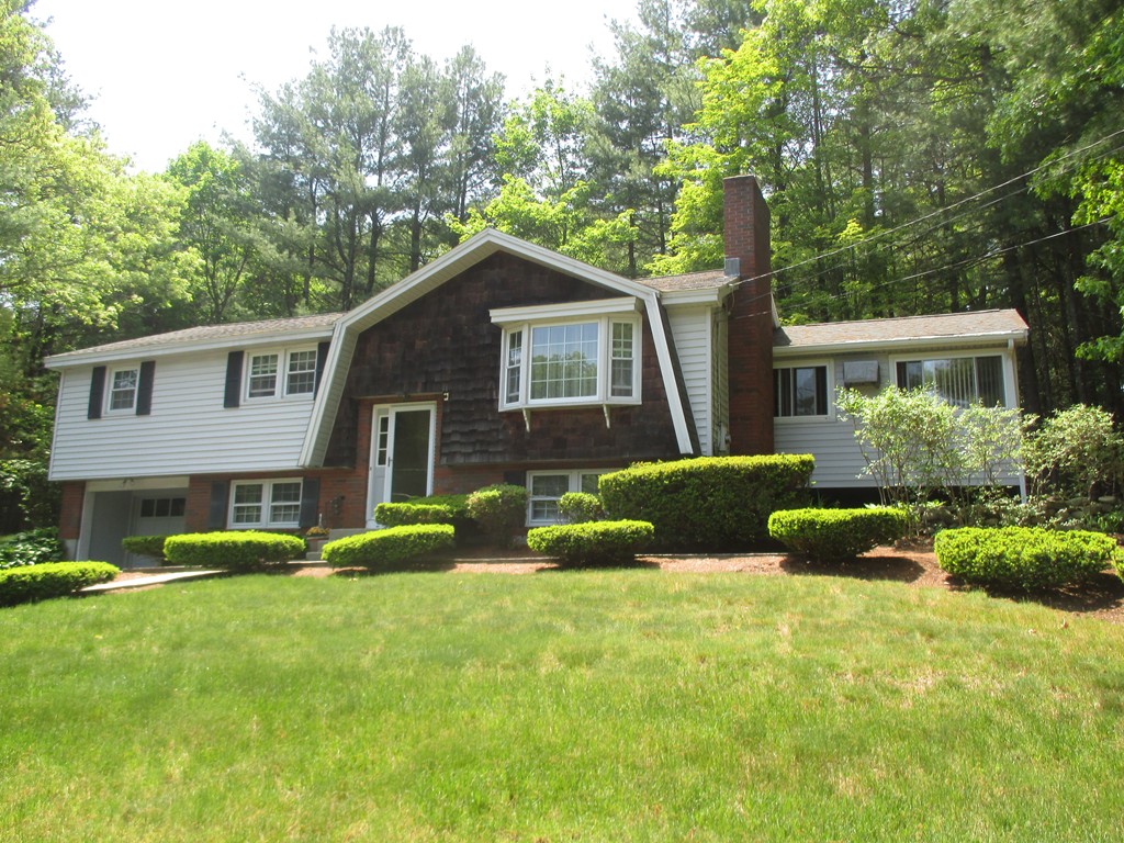 13 Connolly Road Billerica, MA 01821 - Photo 1 of 25 Gallery Image 1
