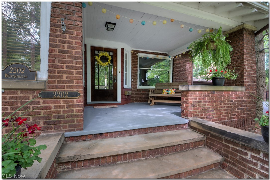 2202 Westminster Road Cleveland, OH 44118 - Photo 3 of 35 Gallery Image 3