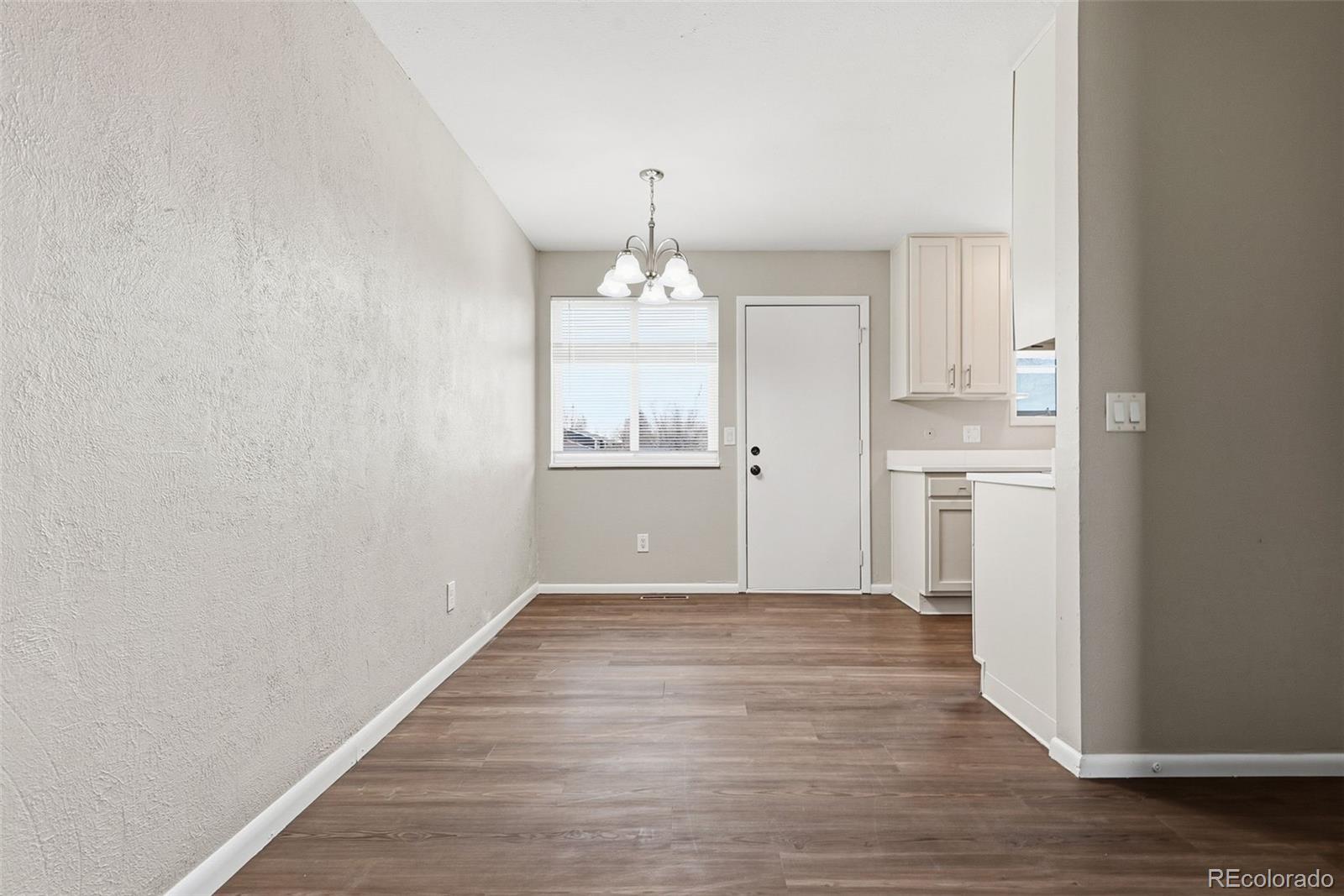 10509 Kline Way Westminster, CO 80021 - Photo 8 of 40