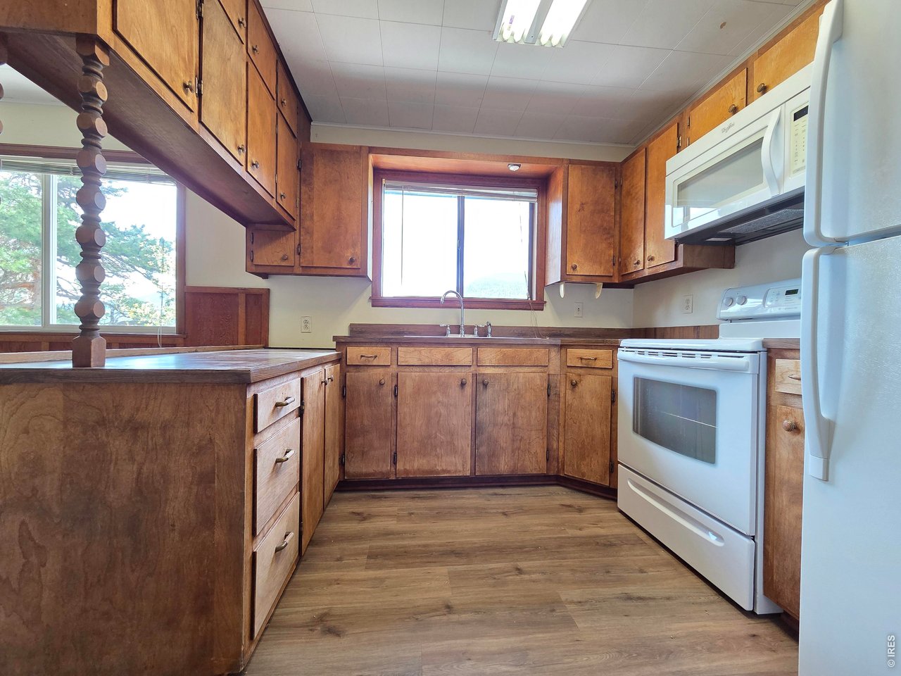 328 North Skinner Road Allenspark, CO 80510 - Photo 15 of 41 Kitchen