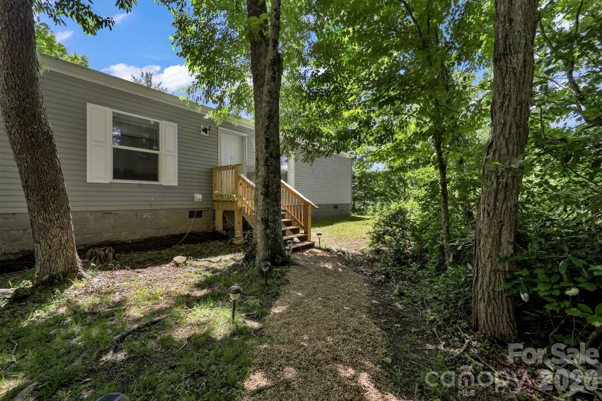 30 Little Rock Road Newland, NC 28657 - Photo 11 of 39