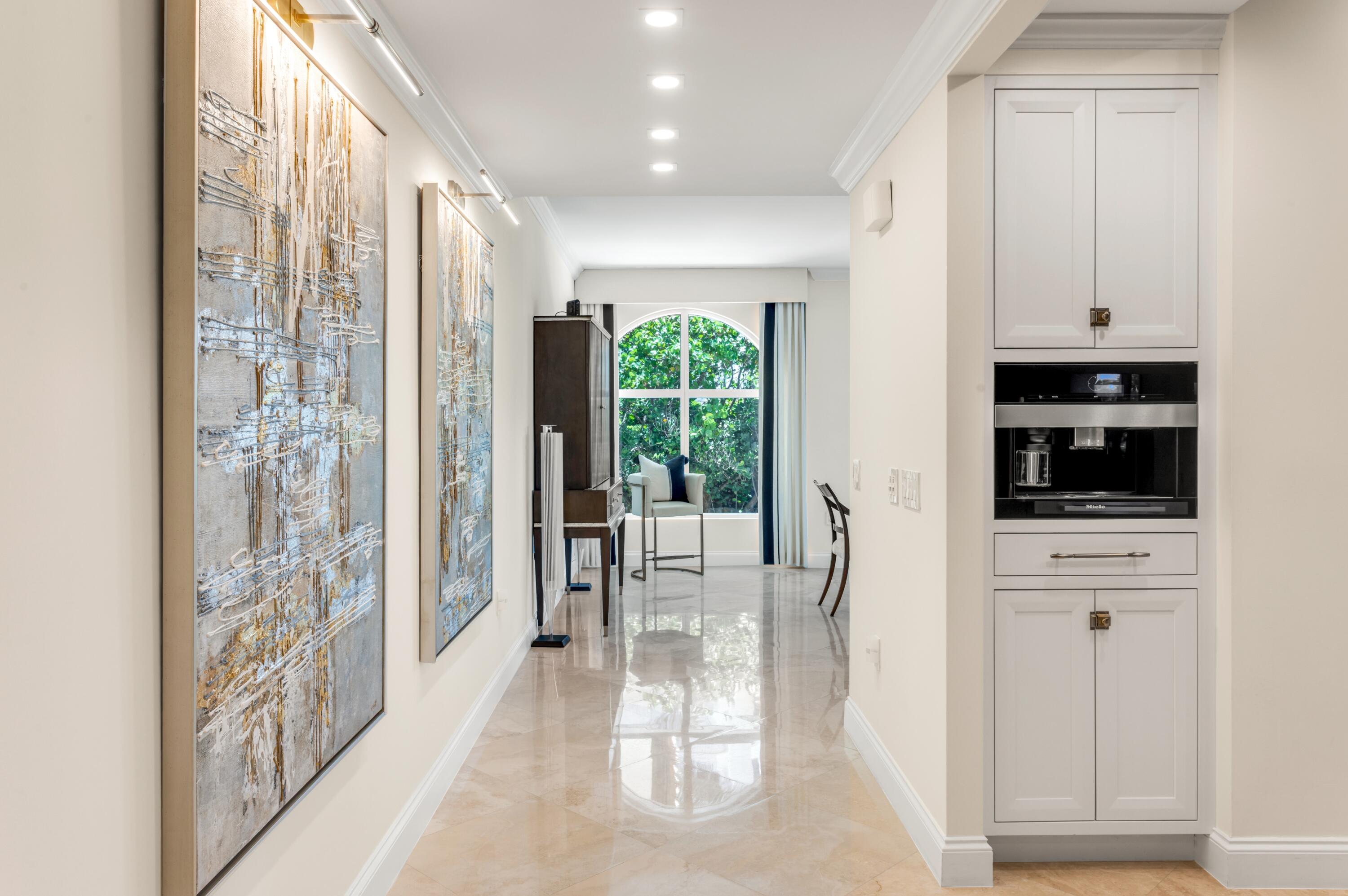 400 South Ocean Boulevard, Unit R25 Boca Raton, FL 33432 - Photo 17 of 56 KITCHEN