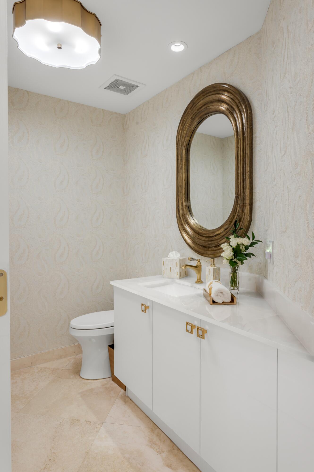 400 South Ocean Boulevard, Unit R25 Boca Raton, FL 33432 - Photo 33 of 56 POWDER ROOM