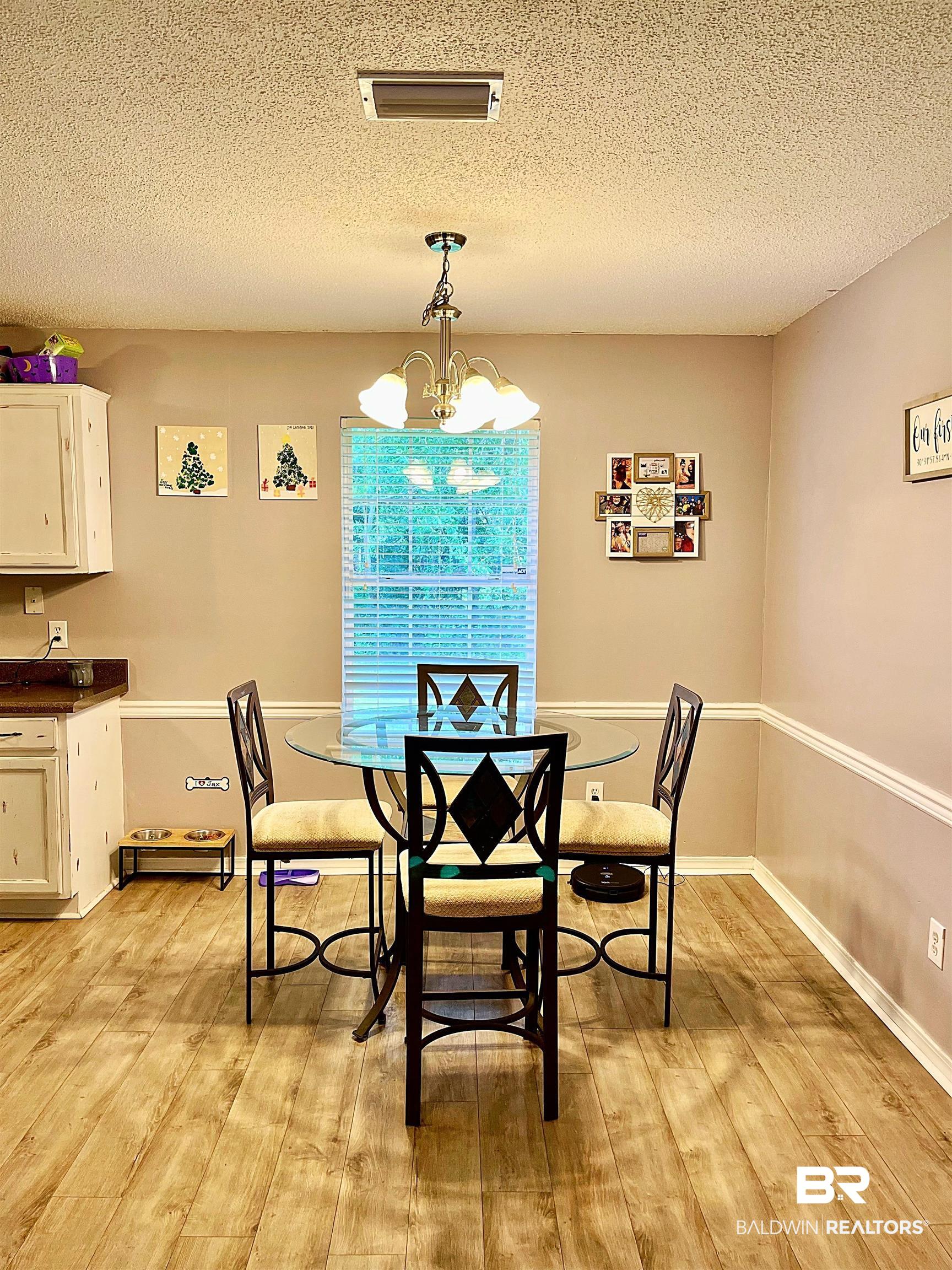 5471 Drexel Drive Theodore, AL 36582 - Photo 8 of 12 Dining Area