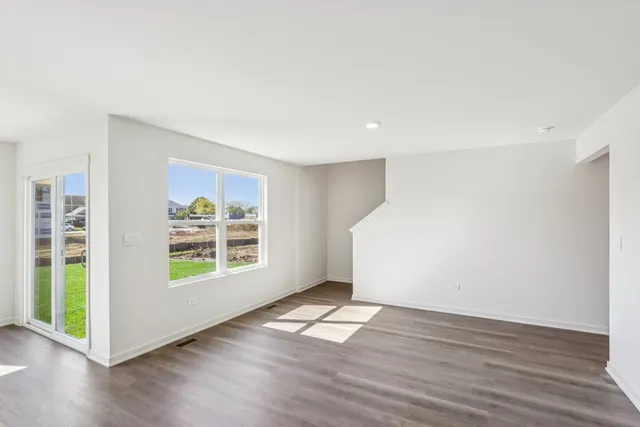 $359,990 | 3705 Stockton Drive, Joliet, IL 60421