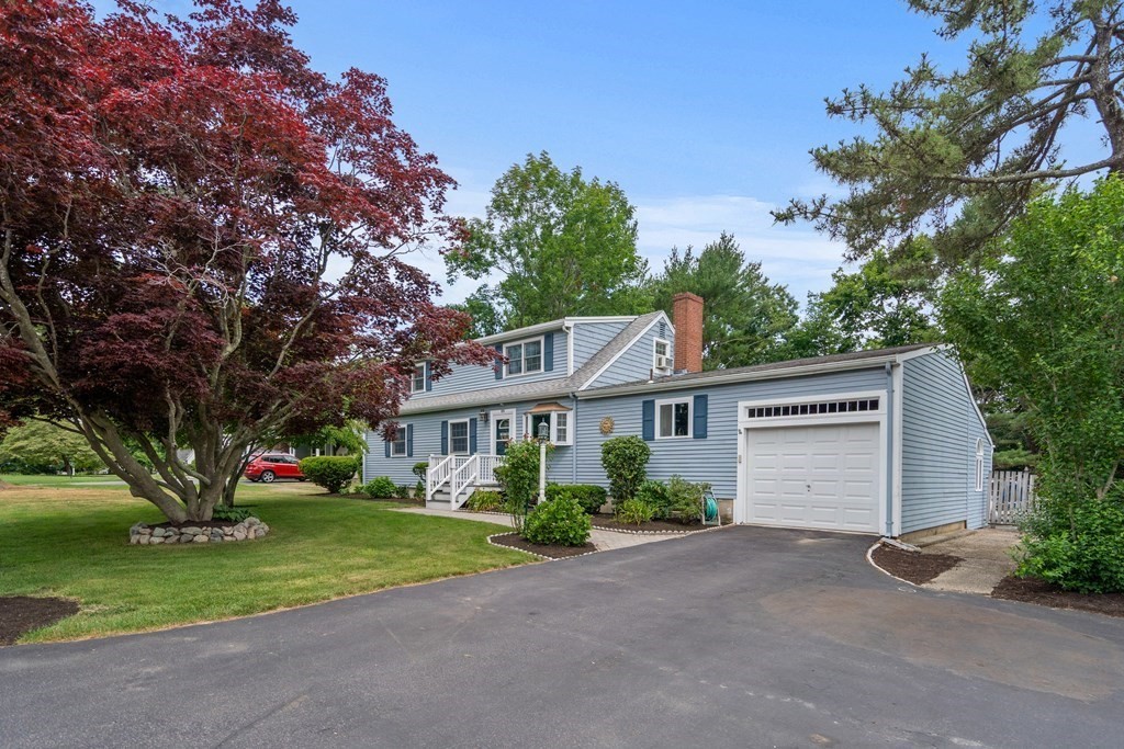 23 Hughey Road Scituate, MA 02066 - Photo 1 of 23 Gallery Image 1