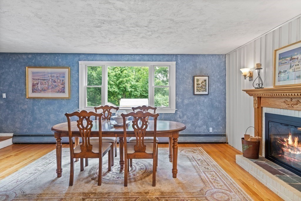 23 Hughey Road Scituate, MA 02066 - Photo 8 of 23 Gallery Image 8