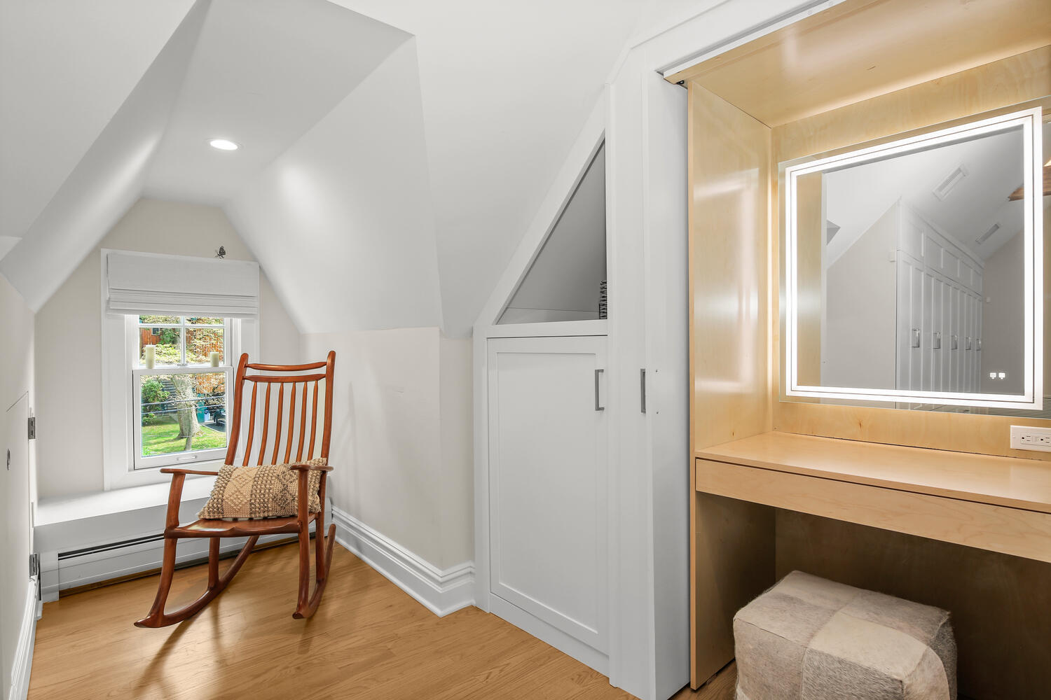 25 Butler Street Greenwich, CT 06807 - Photo 21 of 37 a view of a livingroom with furniture and windows