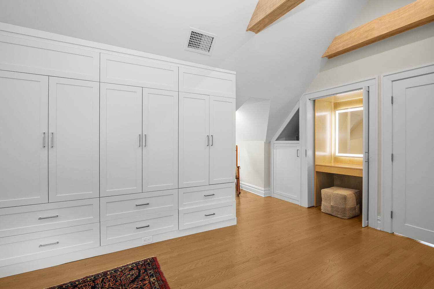 25 Butler Street Greenwich, CT 06807 - Photo 22 of 37 a view of an empty room