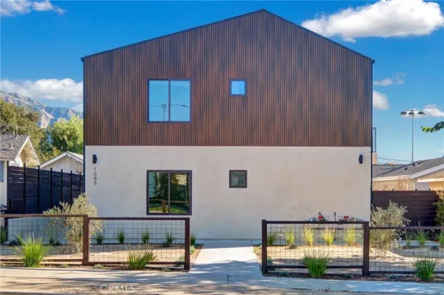 $3,899 | 1690 North Sierra Bonita Avenue, Pasadena, CA 91101